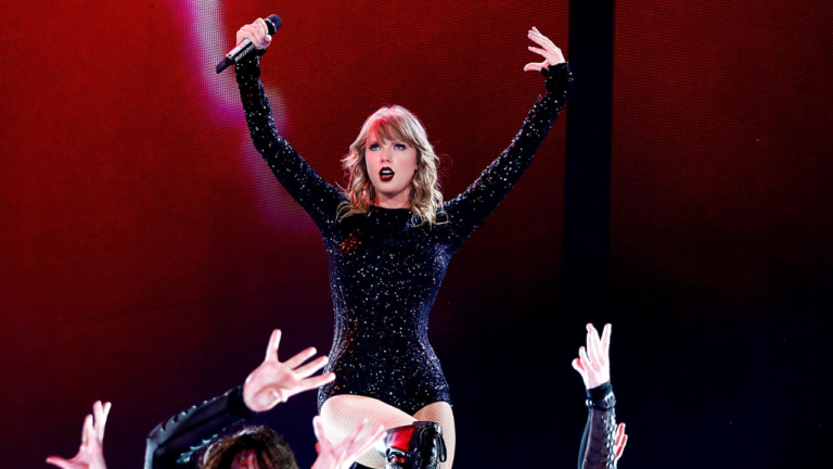 Taylor Swift May Announce Reputation (Taylor’s Version)