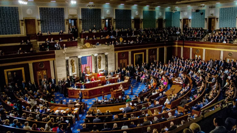 US Senate Passes Stablecoin Bill With Bipartisan Support