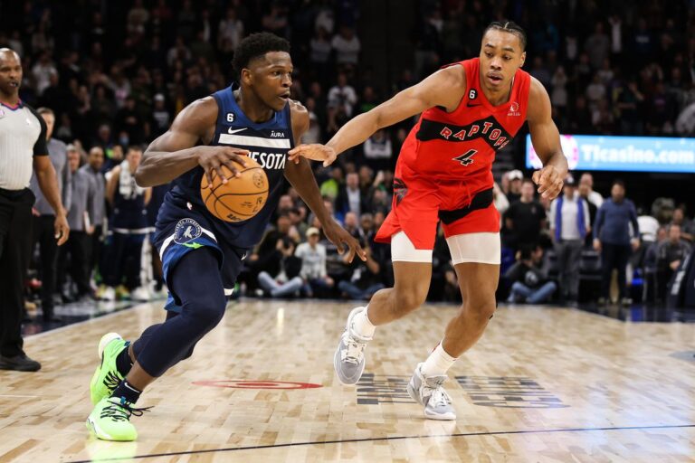 Thunder Outlast Timberwolves 128-126 in Game 4 Take 3-1 Lead