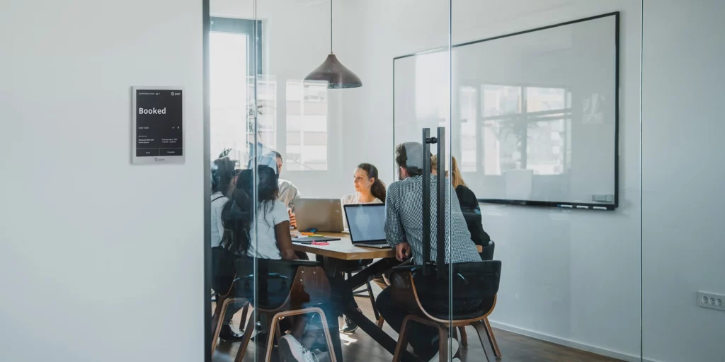 Top Online Conference Room Reservation Systems in 2025